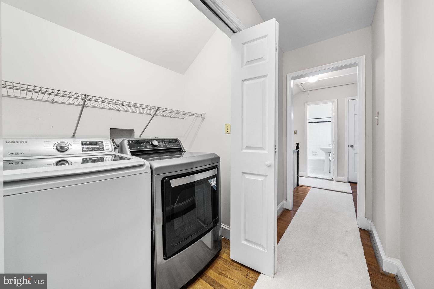 4923 34TH RD N, ARLINGTON, Virginia 22207, 4 Bedrooms Bedrooms, ,3 BathroomsBathrooms,Residential,For sale,4923 34TH RD N,VAAR2069338 MLS # VAAR2069338