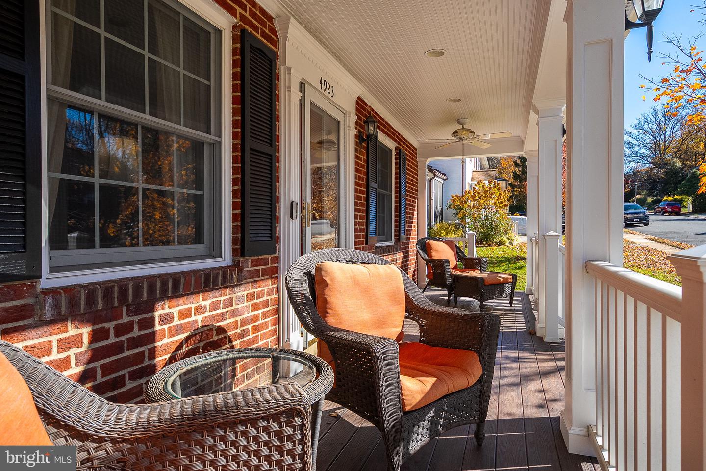 4923 34TH RD N, ARLINGTON, Virginia 22207, 4 Bedrooms Bedrooms, ,3 BathroomsBathrooms,Residential,For sale,4923 34TH RD N,VAAR2069338 MLS # VAAR2069338