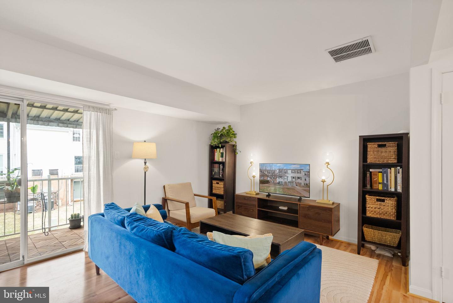 14366 AVOCADO CT #21B, CENTREVILLE, Virginia 20121, 2 Bedrooms Bedrooms, ,1 BathroomBathrooms,Residential,For sale,14366 AVOCADO CT #21B,VAFX2293022 MLS # VAFX2293022