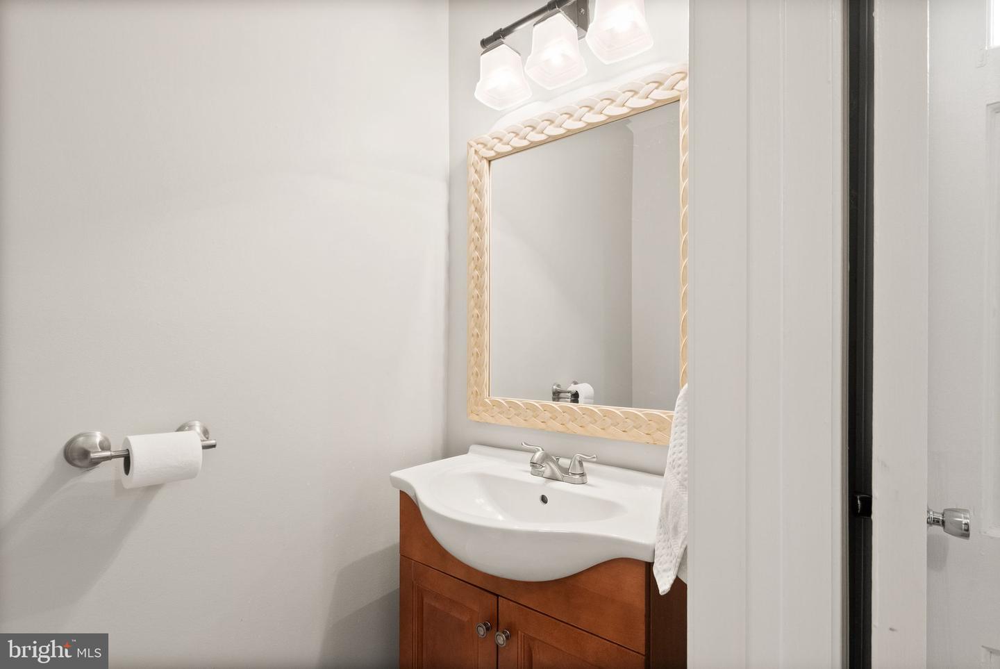 14366 AVOCADO CT #21B, CENTREVILLE, Virginia 20121, 2 Bedrooms Bedrooms, ,1 BathroomBathrooms,Residential,For sale,14366 AVOCADO CT #21B,VAFX2293022 MLS # VAFX2293022