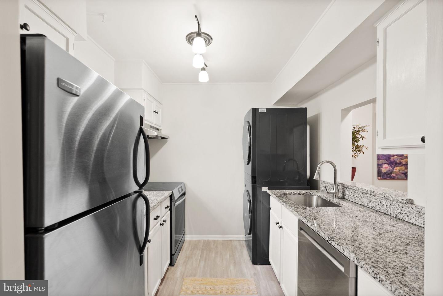 14366 AVOCADO CT #21B, CENTREVILLE, Virginia 20121, 2 Bedrooms Bedrooms, ,1 BathroomBathrooms,Residential,For sale,14366 AVOCADO CT #21B,VAFX2293022 MLS # VAFX2293022