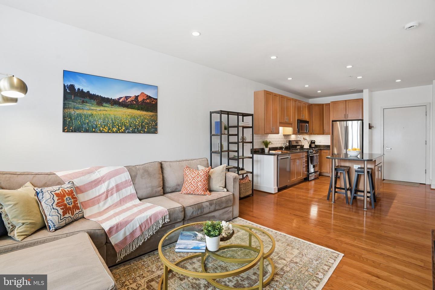 1800 WILSON BLVD #214, ARLINGTON, Virginia 22201, 1 Bedroom Bedrooms, ,1 BathroomBathrooms,Residential,For sale,1800 WILSON BLVD #214,VAAR2069318 MLS # VAAR2069318