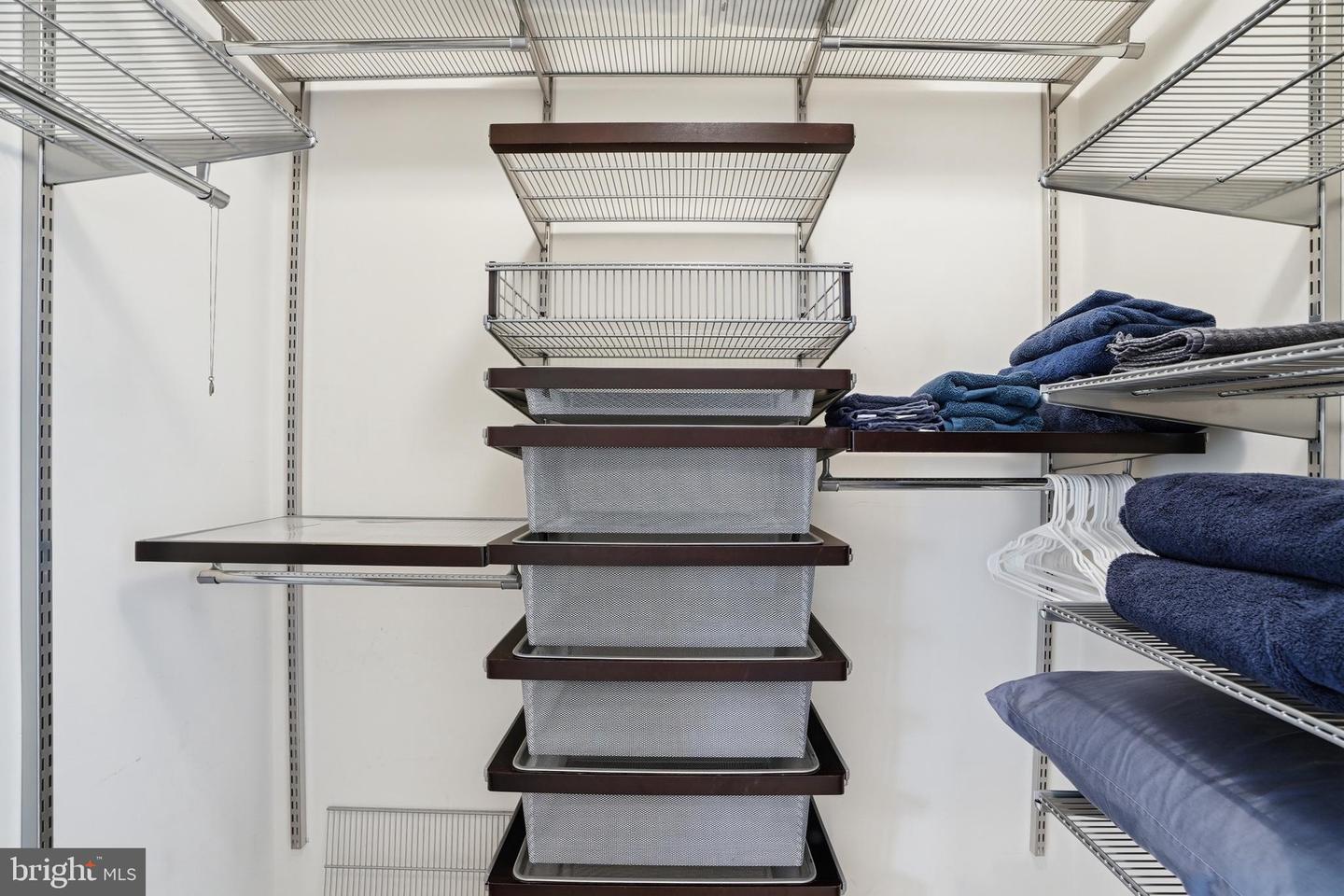 1800 WILSON BLVD #214, ARLINGTON, Virginia 22201, 1 Bedroom Bedrooms, ,1 BathroomBathrooms,Residential,For sale,1800 WILSON BLVD #214,VAAR2069318 MLS # VAAR2069318