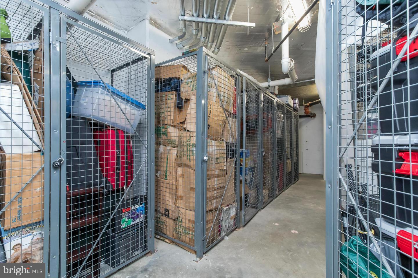 1800 WILSON BLVD #214, ARLINGTON, Virginia 22201, 1 Bedroom Bedrooms, ,1 BathroomBathrooms,Residential,For sale,1800 WILSON BLVD #214,VAAR2069318 MLS # VAAR2069318