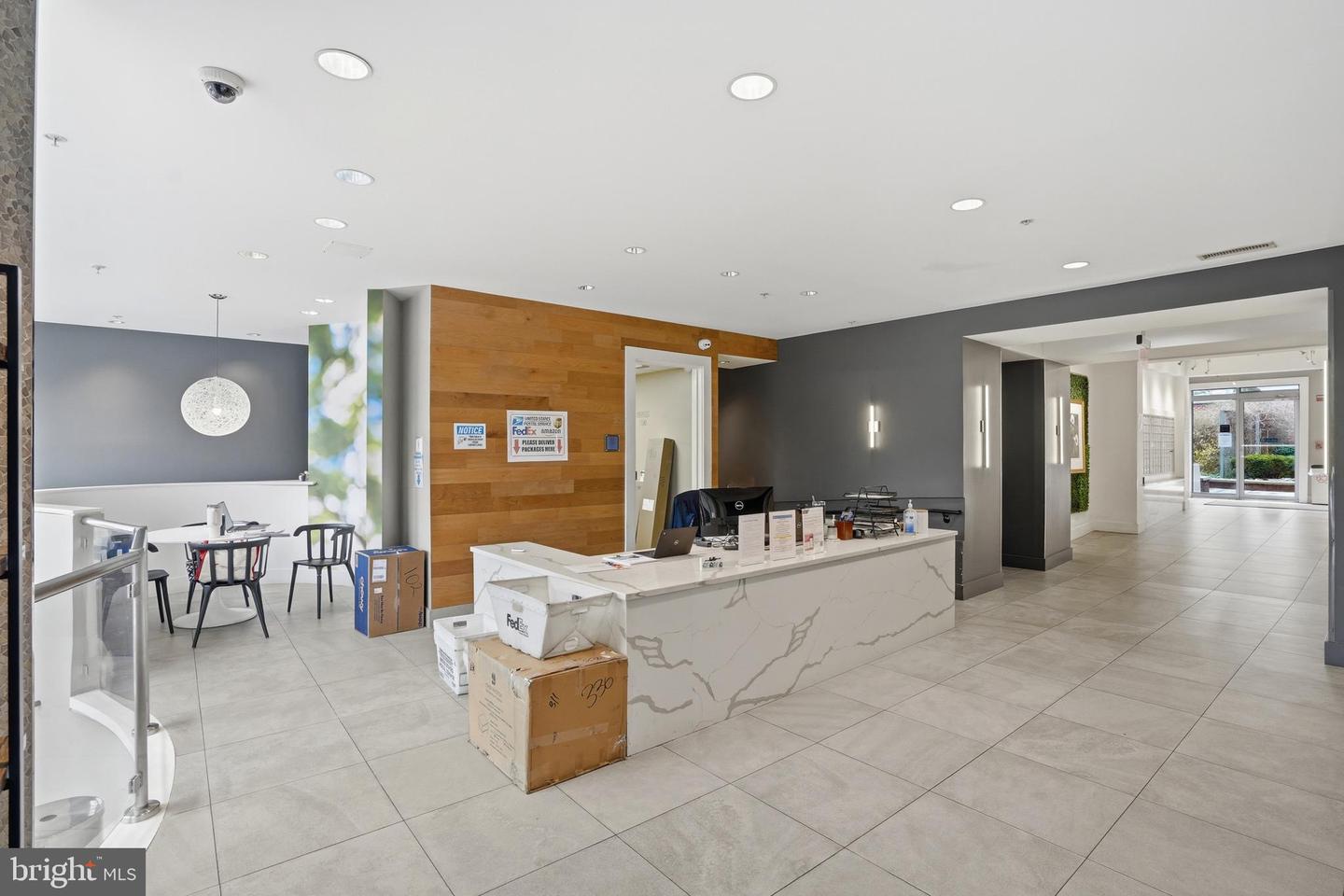 1800 WILSON BLVD #214, ARLINGTON, Virginia 22201, 1 Bedroom Bedrooms, ,1 BathroomBathrooms,Residential,For sale,1800 WILSON BLVD #214,VAAR2069318 MLS # VAAR2069318