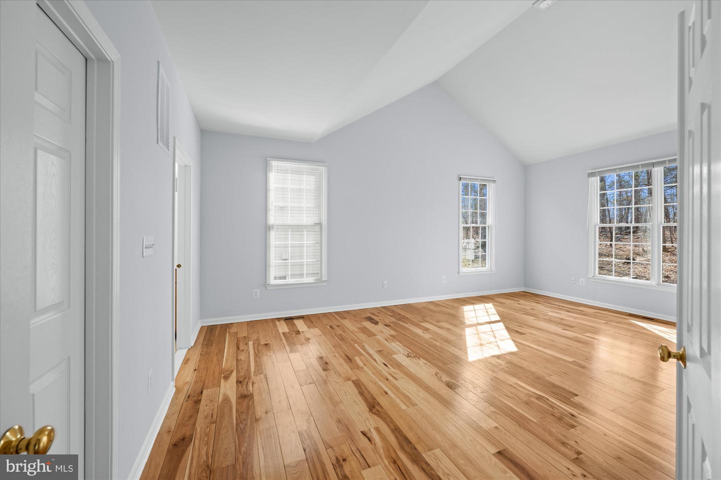 20089 BOXWOOD PL, ASHBURN, Virginia 20147, 4 Bedrooms Bedrooms, ,3 BathroomsBathrooms,Residential,For sale,20089 BOXWOOD PL,VALO2116870 MLS # VALO2116870