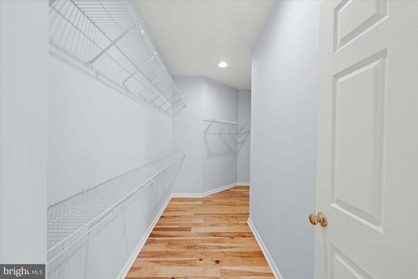 20089 BOXWOOD PL, ASHBURN, Virginia 20147, 4 Bedrooms Bedrooms, ,3 BathroomsBathrooms,Residential,For sale,20089 BOXWOOD PL,VALO2116870 MLS # VALO2116870