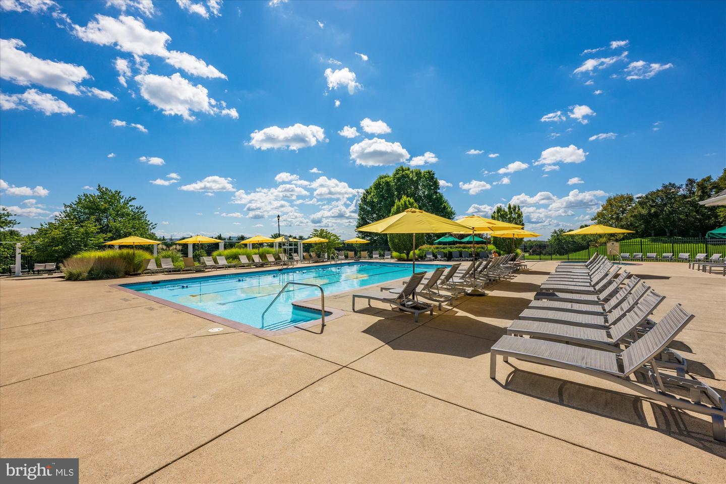 20089 BOXWOOD PL, ASHBURN, Virginia 20147, 4 Bedrooms Bedrooms, ,3 BathroomsBathrooms,Residential,For sale,20089 BOXWOOD PL,VALO2116870 MLS # VALO2116870