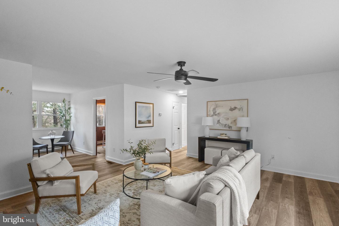 15651 BERLIN TPKE, HILLSBORO, Virginia 20132, 4 Bedrooms Bedrooms, ,2 BathroomsBathrooms,Residential,For sale,15651 BERLIN TPKE,VALO2116874 MLS # VALO2116874