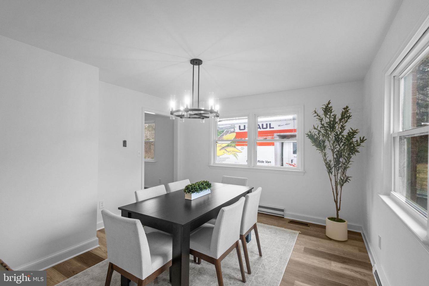 15651 BERLIN TPKE, HILLSBORO, Virginia 20132, 4 Bedrooms Bedrooms, ,2 BathroomsBathrooms,Residential,For sale,15651 BERLIN TPKE,VALO2116874 MLS # VALO2116874