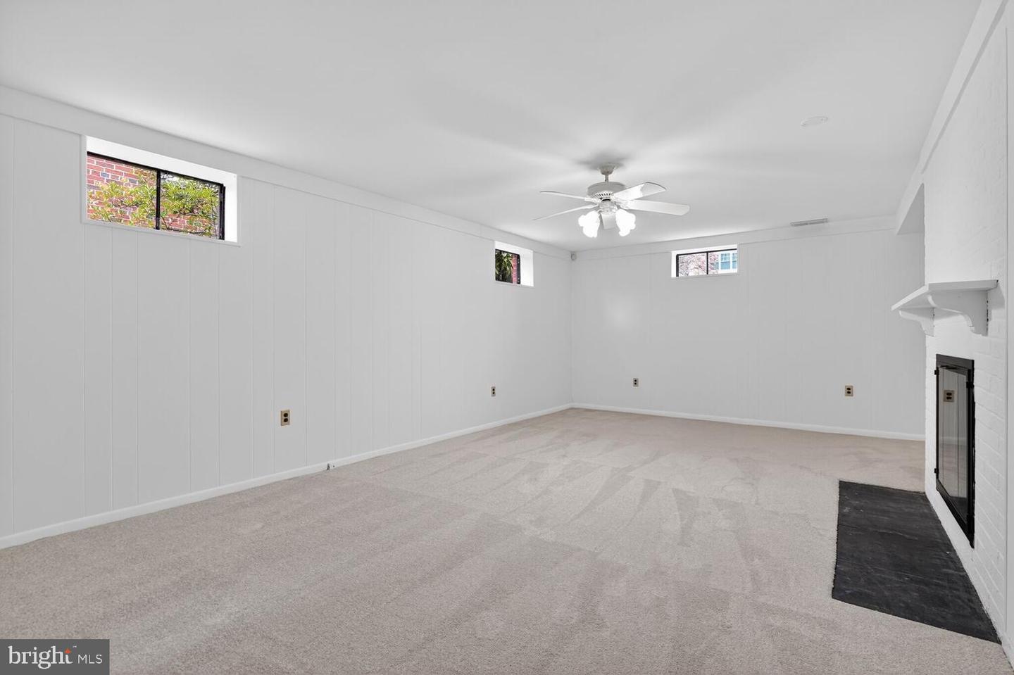 2420 CAMERON MILLS RD, ALEXANDRIA, Virginia 22302, 3 Bedrooms Bedrooms, ,2 BathroomsBathrooms,Residential,For sale,2420 CAMERON MILLS RD,VAAX2054552 MLS # VAAX2054552