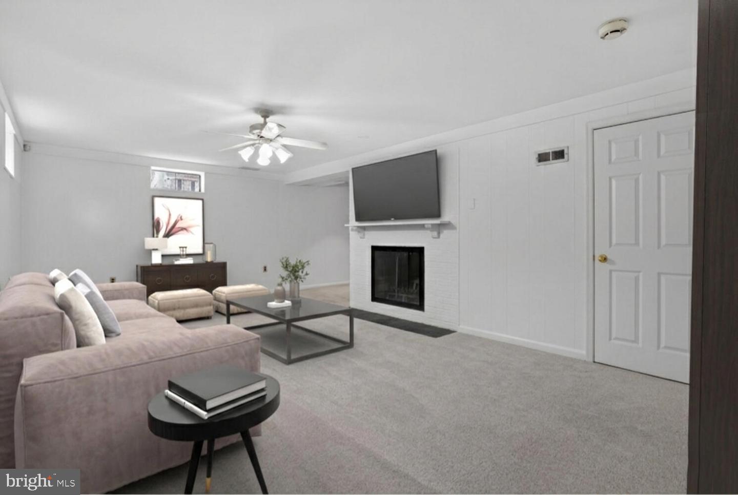 2420 CAMERON MILLS RD, ALEXANDRIA, Virginia 22302, 3 Bedrooms Bedrooms, ,2 BathroomsBathrooms,Residential,For sale,2420 CAMERON MILLS RD,VAAX2054552 MLS # VAAX2054552