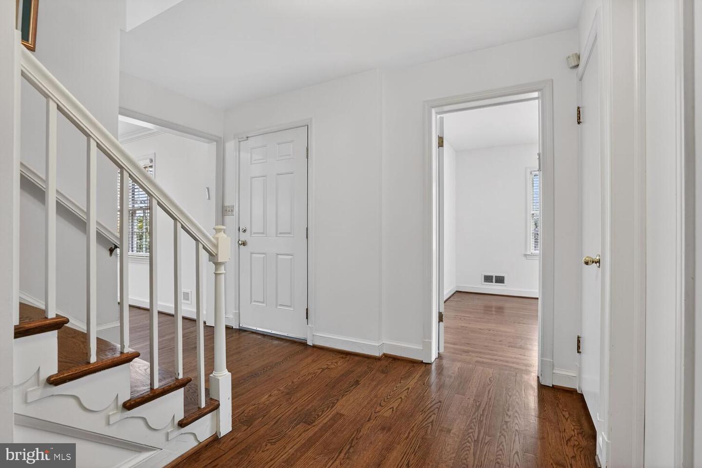 2420 CAMERON MILLS RD, ALEXANDRIA, Virginia 22302, 3 Bedrooms Bedrooms, ,2 BathroomsBathrooms,Residential,For sale,2420 CAMERON MILLS RD,VAAX2054552 MLS # VAAX2054552