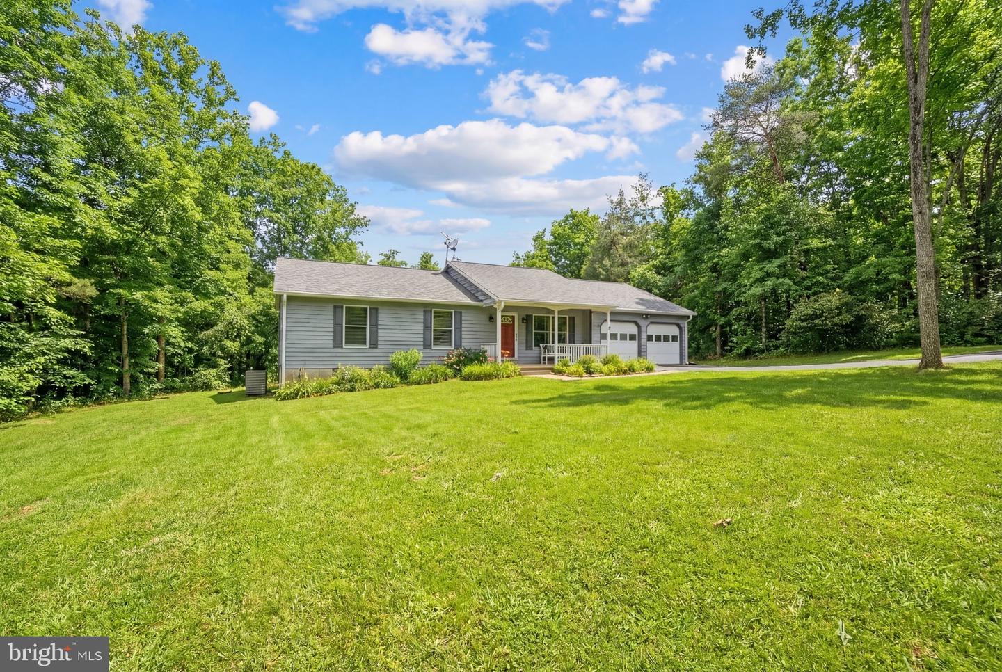 11228 CARDINAL DR, REMINGTON, Virginia 22734, 3 Bedrooms Bedrooms, ,2 BathroomsBathrooms,Residential,For sale,11228 CARDINAL DR,VAFQ2020742 MLS # VAFQ2020742