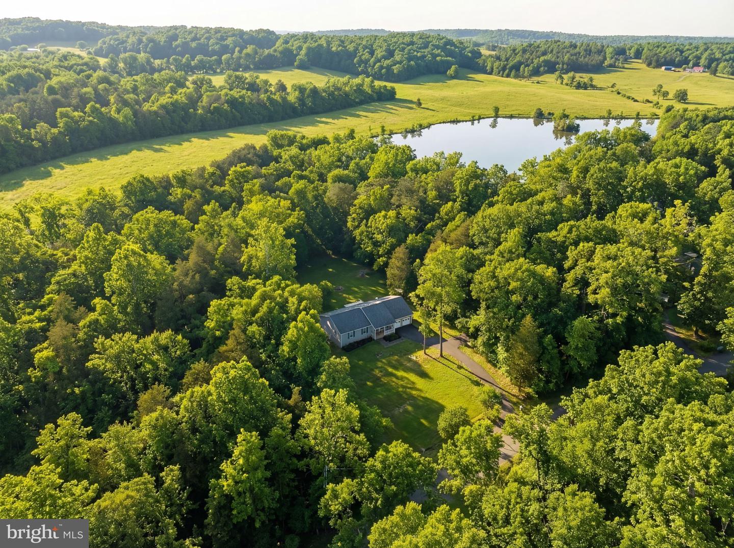 11228 CARDINAL DR, REMINGTON, Virginia 22734, 3 Bedrooms Bedrooms, ,2 BathroomsBathrooms,Residential,For sale,11228 CARDINAL DR,VAFQ2020742 MLS # VAFQ2020742