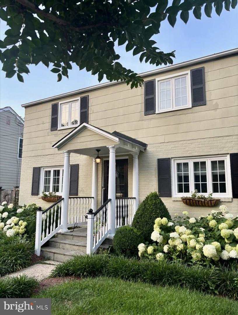 2609 DAVIS AVE., ALEXANDRIA, Virginia 22302, 3 Bedrooms Bedrooms, ,2 BathroomsBathrooms,Residential,For sale,2609 DAVIS AVE.,VAAX2054564 MLS # VAAX2054564