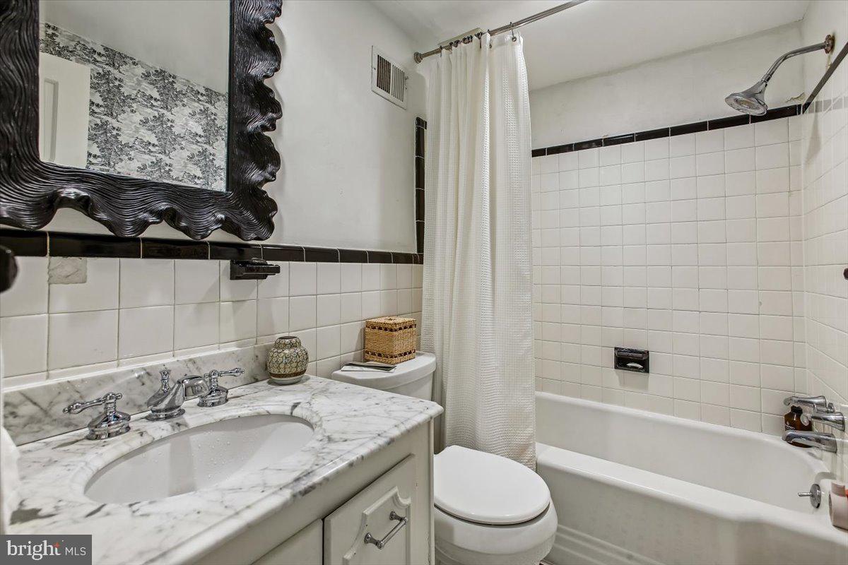 2609 DAVIS AVE., ALEXANDRIA, Virginia 22302, 3 Bedrooms Bedrooms, ,2 BathroomsBathrooms,Residential,For sale,2609 DAVIS AVE.,VAAX2054564 MLS # VAAX2054564