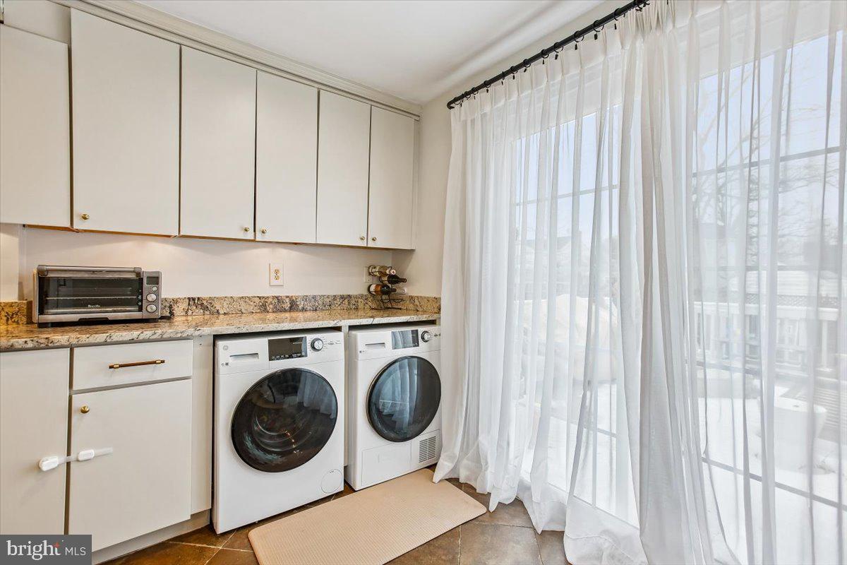 2609 DAVIS AVE., ALEXANDRIA, Virginia 22302, 3 Bedrooms Bedrooms, ,2 BathroomsBathrooms,Residential,For sale,2609 DAVIS AVE.,VAAX2054564 MLS # VAAX2054564