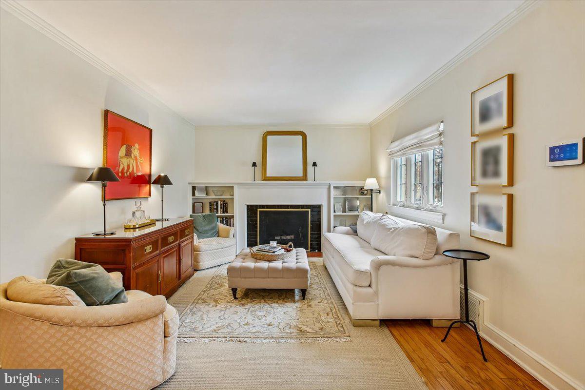 2609 DAVIS AVE., ALEXANDRIA, Virginia 22302, 3 Bedrooms Bedrooms, ,2 BathroomsBathrooms,Residential,For sale,2609 DAVIS AVE.,VAAX2054564 MLS # VAAX2054564