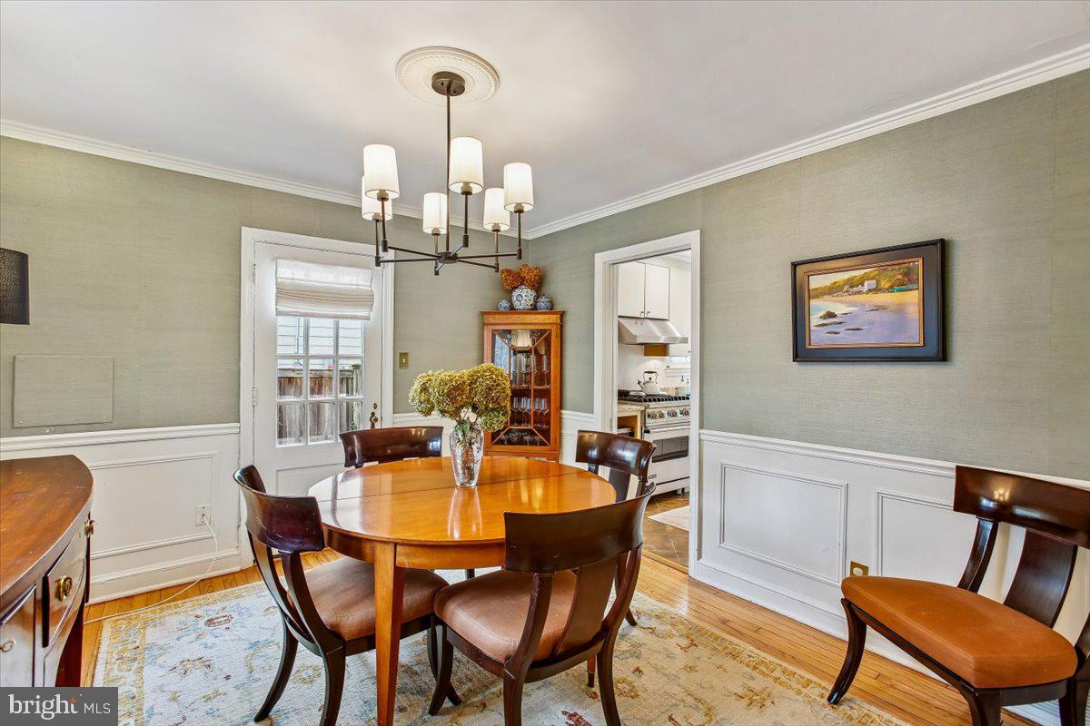 2609 DAVIS AVE., ALEXANDRIA, Virginia 22302, 3 Bedrooms Bedrooms, ,2 BathroomsBathrooms,Residential,For sale,2609 DAVIS AVE.,VAAX2054564 MLS # VAAX2054564