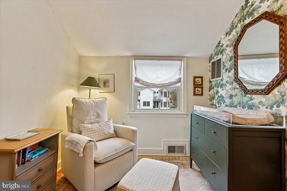 2609 DAVIS AVE., ALEXANDRIA, Virginia 22302, 3 Bedrooms Bedrooms, ,2 BathroomsBathrooms,Residential,For sale,2609 DAVIS AVE.,VAAX2054564 MLS # VAAX2054564