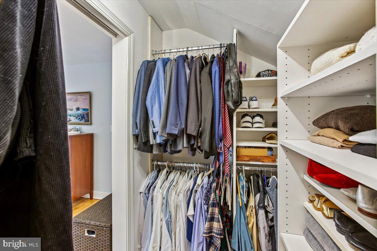 2609 DAVIS AVE., ALEXANDRIA, Virginia 22302, 3 Bedrooms Bedrooms, ,2 BathroomsBathrooms,Residential,For sale,2609 DAVIS AVE.,VAAX2054564 MLS # VAAX2054564