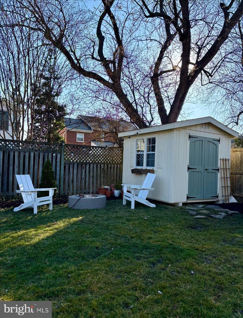 2609 DAVIS AVE., ALEXANDRIA, Virginia 22302, 3 Bedrooms Bedrooms, ,2 BathroomsBathrooms,Residential,For sale,2609 DAVIS AVE.,VAAX2054564 MLS # VAAX2054564