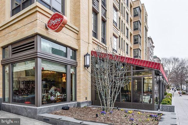 3001 VEAZEY TER NW #1505, WASHINGTON, District Of Columbia 20008, 1 Bedroom Bedrooms, ,1 BathroomBathrooms,Residential,For sale,3001 VEAZEY TER NW #1505,DCDC2248126 MLS # DCDC2248126