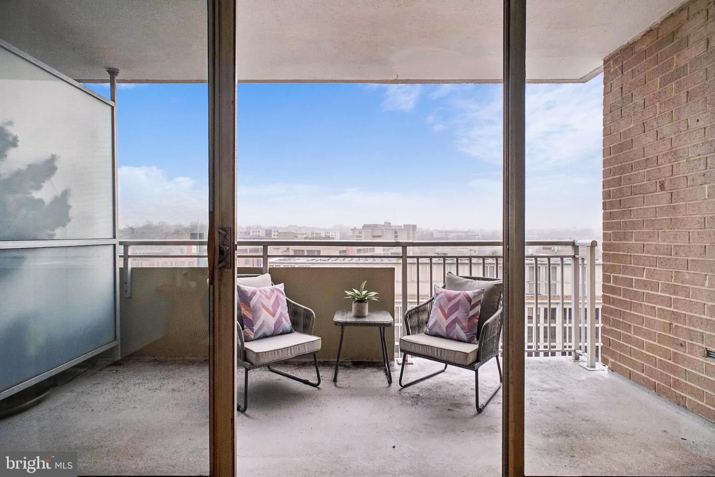 3001 VEAZEY TER NW #1505, WASHINGTON, District Of Columbia 20008, 1 Bedroom Bedrooms, ,1 BathroomBathrooms,Residential,For sale,3001 VEAZEY TER NW #1505,DCDC2248126 MLS # DCDC2248126