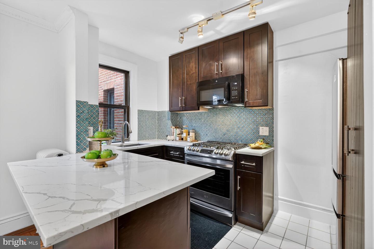 1915 16TH ST NW #203, WASHINGTON, District Of Columbia 20009, 1 Bedroom Bedrooms, 4 Rooms Rooms,1 BathroomBathrooms,Residential,For sale,1915 16TH ST NW #203,DCDC2248130 MLS # DCDC2248130