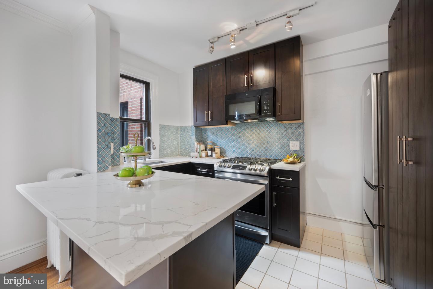 1915 16TH ST NW #203, WASHINGTON, District Of Columbia 20009, 1 Bedroom Bedrooms, 4 Rooms Rooms,1 BathroomBathrooms,Residential,For sale,1915 16TH ST NW #203,DCDC2248130 MLS # DCDC2248130