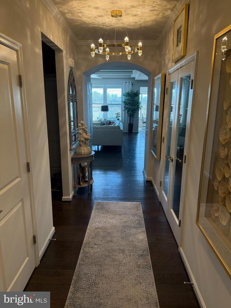 6863 MOONSTONE PEONY LN, HAYMARKET, Virginia 20169, 2 Bedrooms Bedrooms, 11 Rooms Rooms,2 BathroomsBathrooms,Residential,For sale,6863 MOONSTONE PEONY LN,VAPW2113430 MLS # VAPW2113430