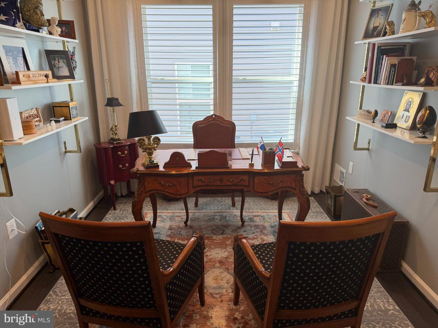 6863 MOONSTONE PEONY LN, HAYMARKET, Virginia 20169, 2 Bedrooms Bedrooms, 11 Rooms Rooms,2 BathroomsBathrooms,Residential,For sale,6863 MOONSTONE PEONY LN,VAPW2113430 MLS # VAPW2113430