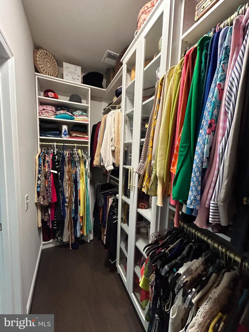 6863 MOONSTONE PEONY LN, HAYMARKET, Virginia 20169, 2 Bedrooms Bedrooms, 11 Rooms Rooms,2 BathroomsBathrooms,Residential,For sale,6863 MOONSTONE PEONY LN,VAPW2113430 MLS # VAPW2113430