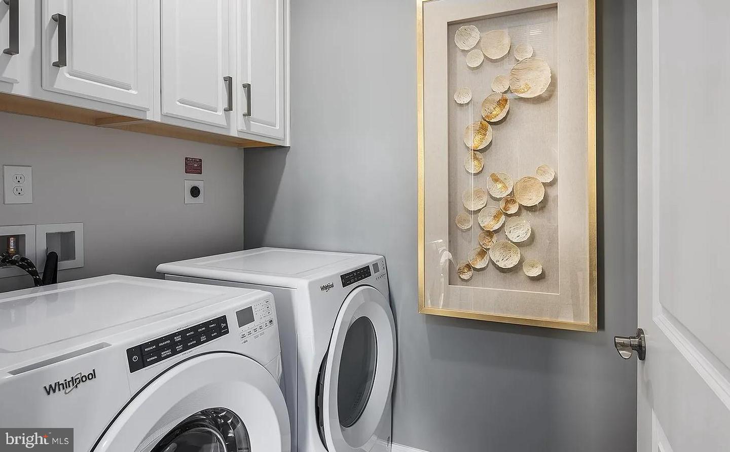 6863 MOONSTONE PEONY LN, HAYMARKET, Virginia 20169, 2 Bedrooms Bedrooms, 11 Rooms Rooms,2 BathroomsBathrooms,Residential,For sale,6863 MOONSTONE PEONY LN,VAPW2113430 MLS # VAPW2113430