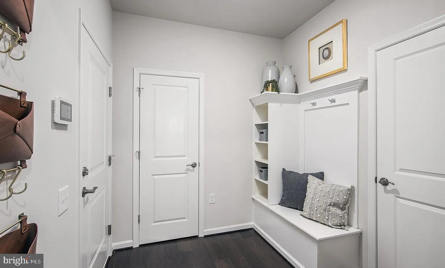 6863 MOONSTONE PEONY LN, HAYMARKET, Virginia 20169, 2 Bedrooms Bedrooms, 11 Rooms Rooms,2 BathroomsBathrooms,Residential,For sale,6863 MOONSTONE PEONY LN,VAPW2113430 MLS # VAPW2113430