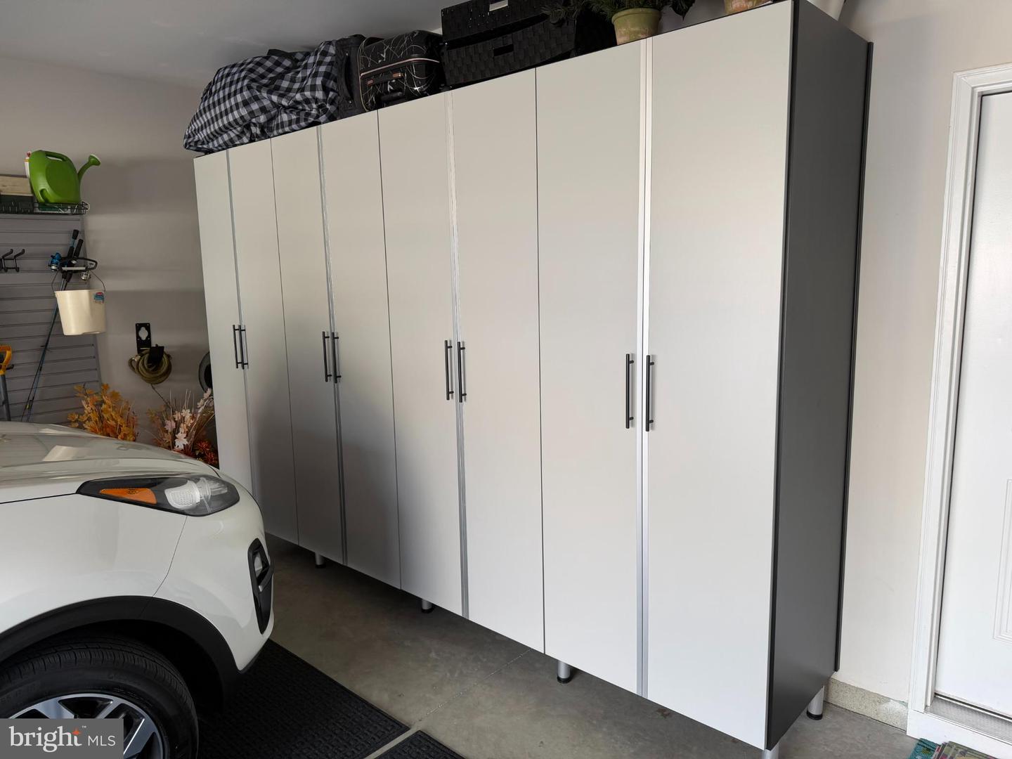 6863 MOONSTONE PEONY LN, HAYMARKET, Virginia 20169, 2 Bedrooms Bedrooms, 11 Rooms Rooms,2 BathroomsBathrooms,Residential,For sale,6863 MOONSTONE PEONY LN,VAPW2113430 MLS # VAPW2113430