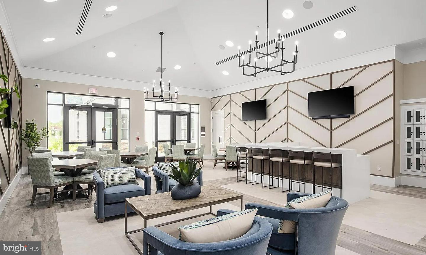 6863 MOONSTONE PEONY LN, HAYMARKET, Virginia 20169, 2 Bedrooms Bedrooms, 11 Rooms Rooms,2 BathroomsBathrooms,Residential,For sale,6863 MOONSTONE PEONY LN,VAPW2113430 MLS # VAPW2113430