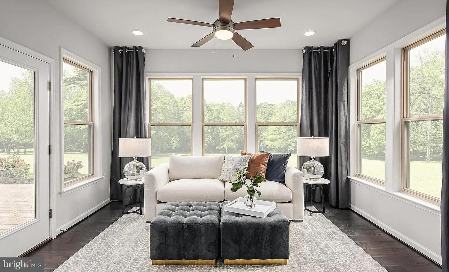 6863 MOONSTONE PEONY LN, HAYMARKET, Virginia 20169, 2 Bedrooms Bedrooms, 11 Rooms Rooms,2 BathroomsBathrooms,Residential,For sale,6863 MOONSTONE PEONY LN,VAPW2113430 MLS # VAPW2113430