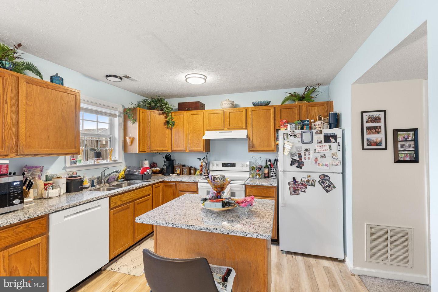 9814 COVENTRY CREEK DR, FREDERICKSBURG, Virginia 22408, 2 Bedrooms Bedrooms, 6 Rooms Rooms,2 BathroomsBathrooms,Residential,For sale,9814 COVENTRY CREEK DR,VASP2039624 MLS # VASP2039624 9814 COVENTRY CREEK DR, FREDERICKSBURG, Virginia 22408, 2 Bedrooms Bedrooms, 6 Rooms Rooms,2 BathroomsBathrooms,Residential,For sale,9814 COVENTRY CREEK DR,VASP2039624 MLS # VASP2039624