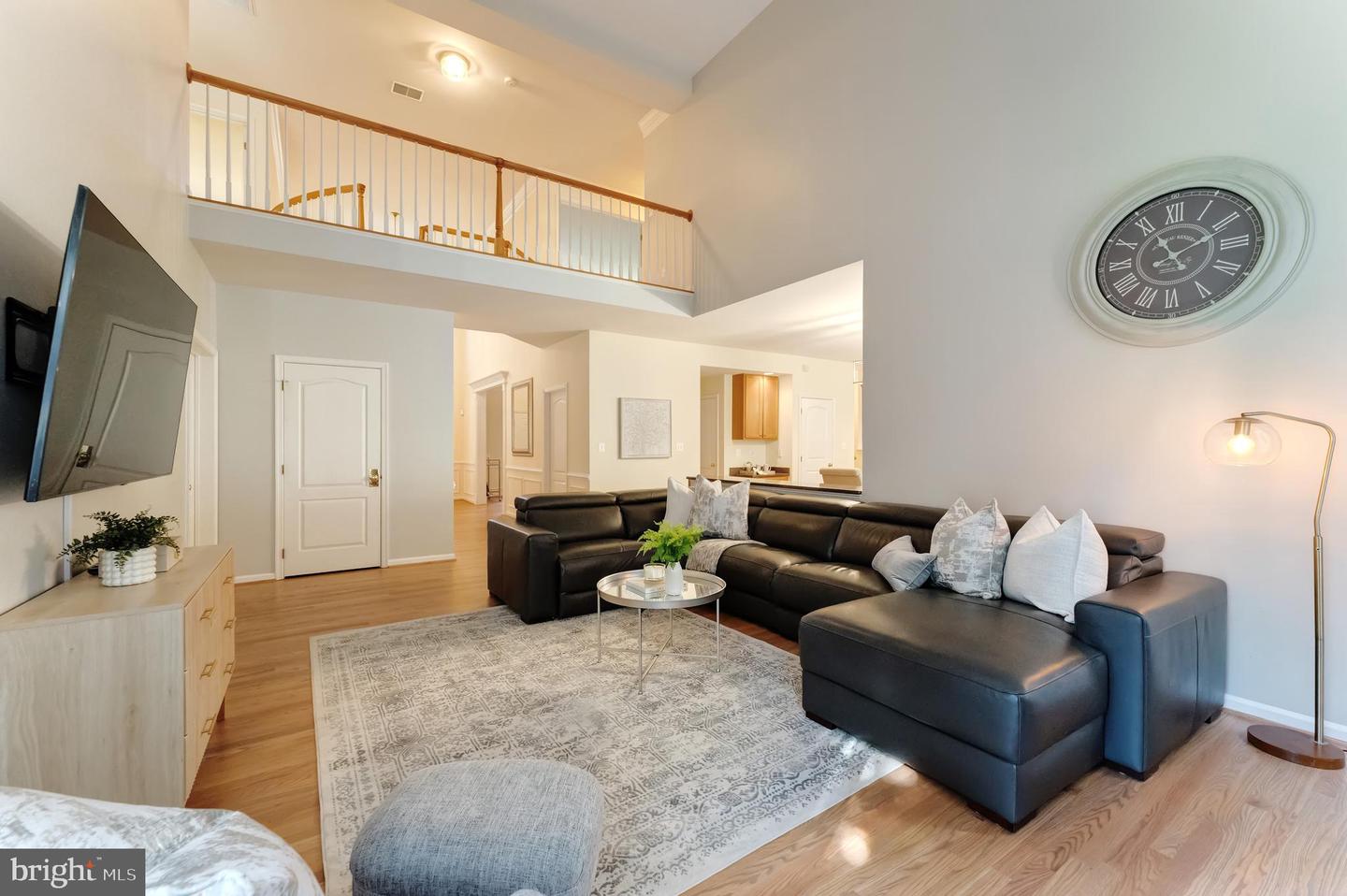 12704 AUTUMN CREST DR, OAK HILL, Virginia 20171, 4 Bedrooms Bedrooms, ,4 BathroomsBathrooms,Residential,For sale,12704 AUTUMN CREST DR,VAFX2293134 MLS # VAFX2293134