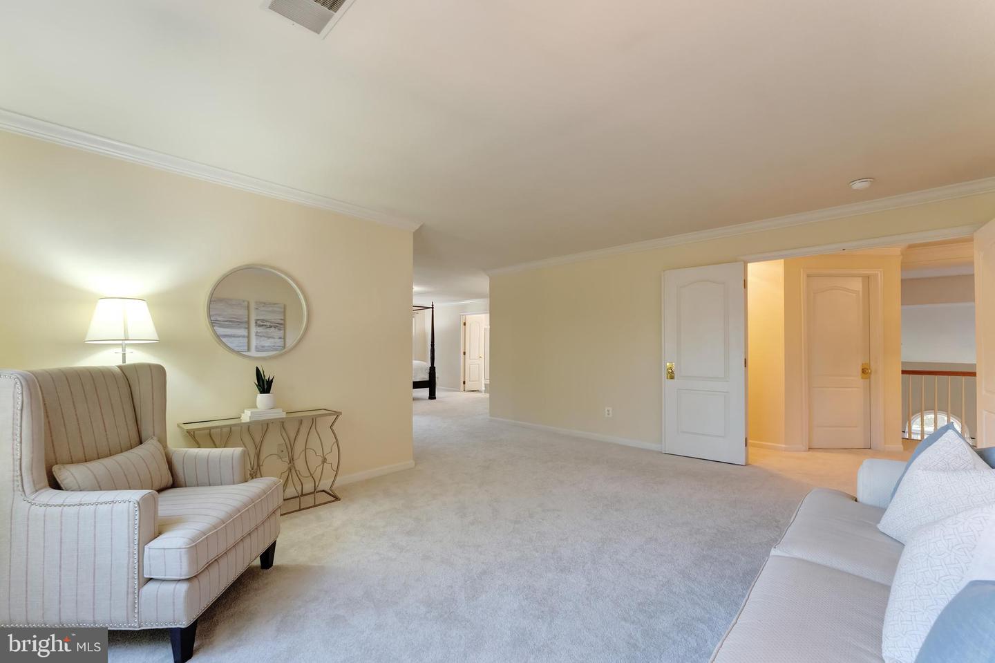 12704 AUTUMN CREST DR, OAK HILL, Virginia 20171, 4 Bedrooms Bedrooms, ,4 BathroomsBathrooms,Residential,For sale,12704 AUTUMN CREST DR,VAFX2293134 MLS # VAFX2293134