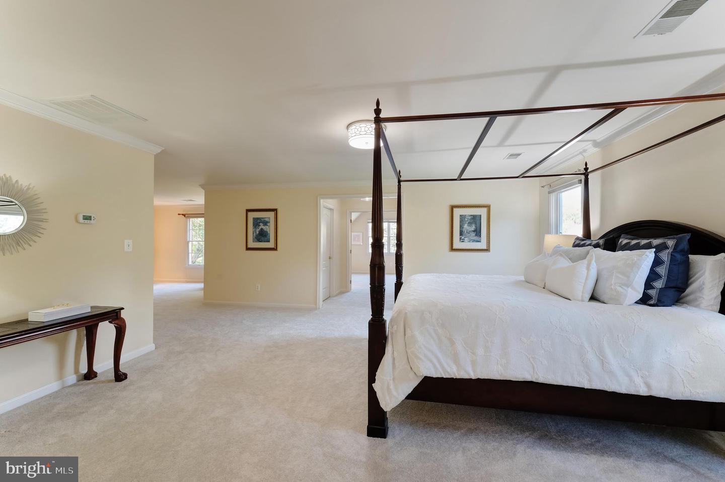 12704 AUTUMN CREST DR, OAK HILL, Virginia 20171, 4 Bedrooms Bedrooms, ,4 BathroomsBathrooms,Residential,For sale,12704 AUTUMN CREST DR,VAFX2293134 MLS # VAFX2293134