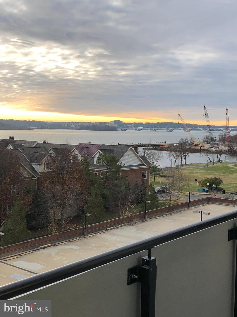 801 N FAIRFAX ST #421, ALEXANDRIA, Virginia 22314, 2 Bedrooms Bedrooms, ,2 BathroomsBathrooms,Residential,For sale,801 N FAIRFAX ST #421,VAAX2054574 MLS # VAAX2054574