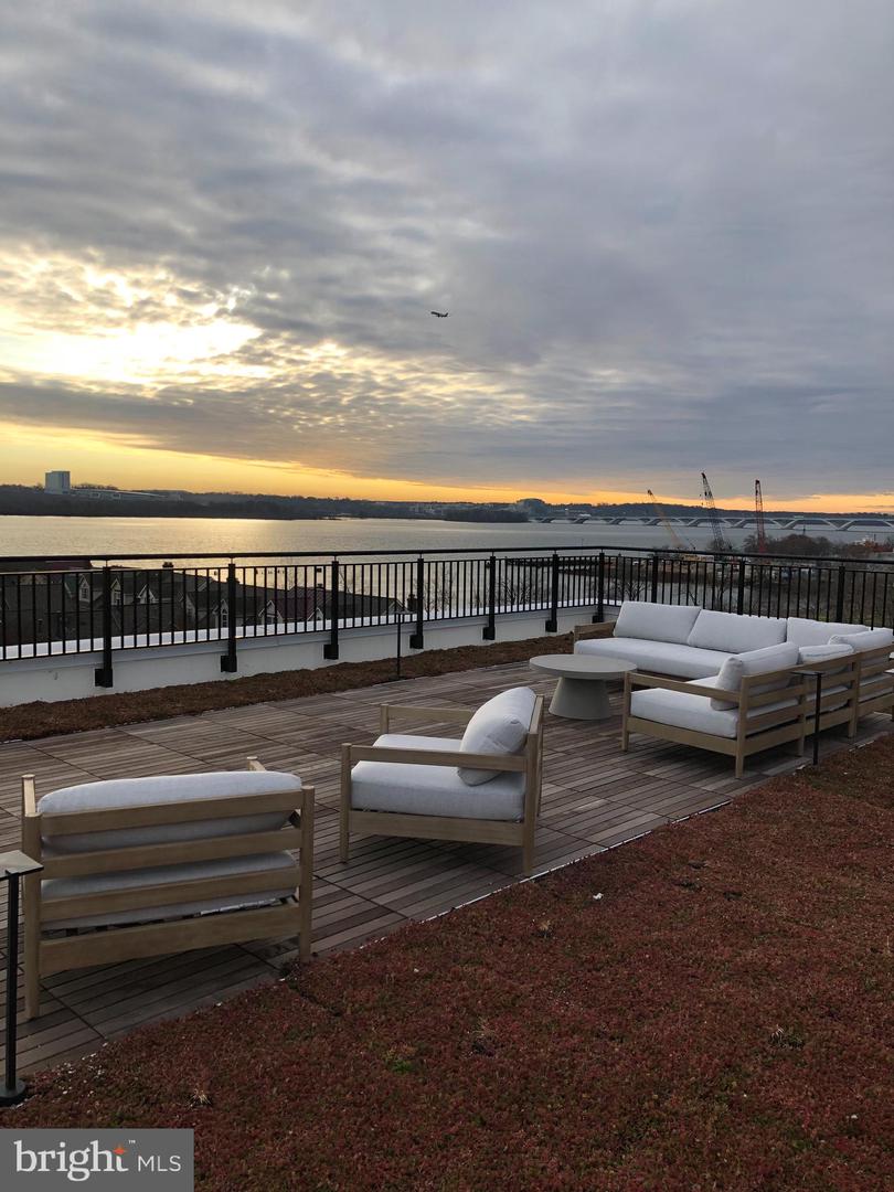 801 N FAIRFAX ST #421, ALEXANDRIA, Virginia 22314, 2 Bedrooms Bedrooms, ,2 BathroomsBathrooms,Residential,For sale,801 N FAIRFAX ST #421,VAAX2054574 MLS # VAAX2054574