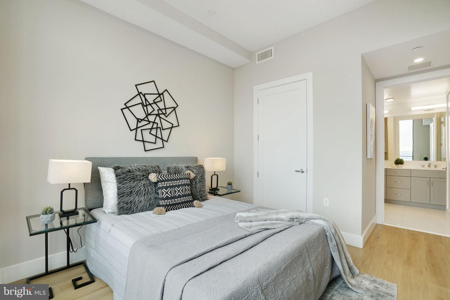 801 N FAIRFAX ST #421, ALEXANDRIA, Virginia 22314, 2 Bedrooms Bedrooms, ,2 BathroomsBathrooms,Residential,For sale,801 N FAIRFAX ST #421,VAAX2054574 MLS # VAAX2054574