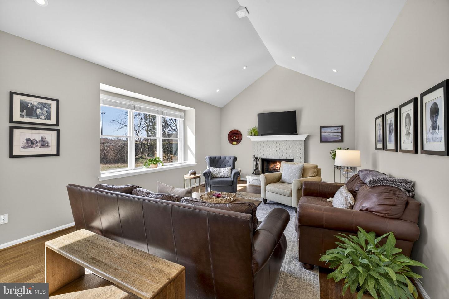 43745 MCCOLLOUGH CT, ASHBURN, Virginia 20147, 4 Bedrooms Bedrooms, ,2 BathroomsBathrooms,Residential,For sale,43745 MCCOLLOUGH CT,VALO2116908 MLS # VALO2116908