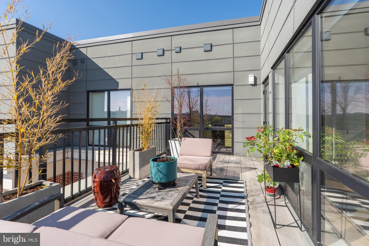 737 SWANN AVE #607, ALEXANDRIA, Virginia 22301, 1 Bedroom Bedrooms, ,2 BathroomsBathrooms,Residential,For sale,737 SWANN AVE #607,VAAX2054576 MLS # VAAX2054576