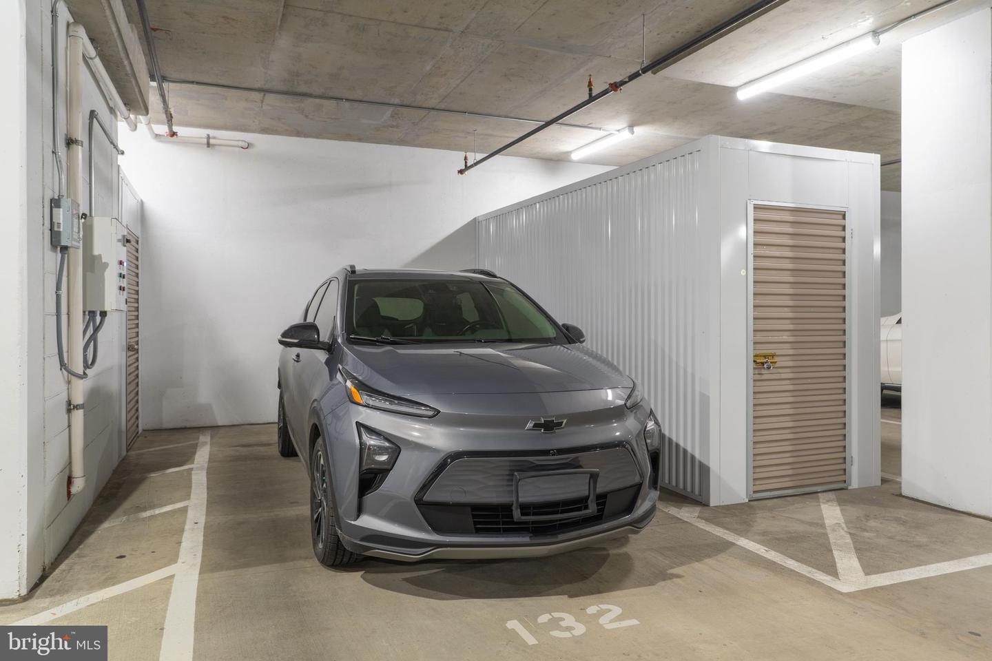 737 SWANN AVE #607, ALEXANDRIA, Virginia 22301, 1 Bedroom Bedrooms, ,2 BathroomsBathrooms,Residential,For sale,737 SWANN AVE #607,VAAX2054576 MLS # VAAX2054576