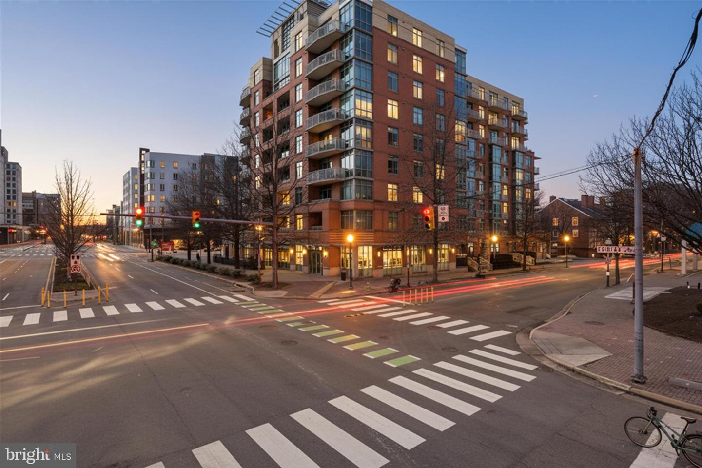 1000 N RANDOLPH ST #209, ARLINGTON, Virginia 22201, 3 Bedrooms Bedrooms, ,2 BathroomsBathrooms,Residential,For sale,1000 N RANDOLPH ST #209,VAAR2069410 MLS # VAAR2069410